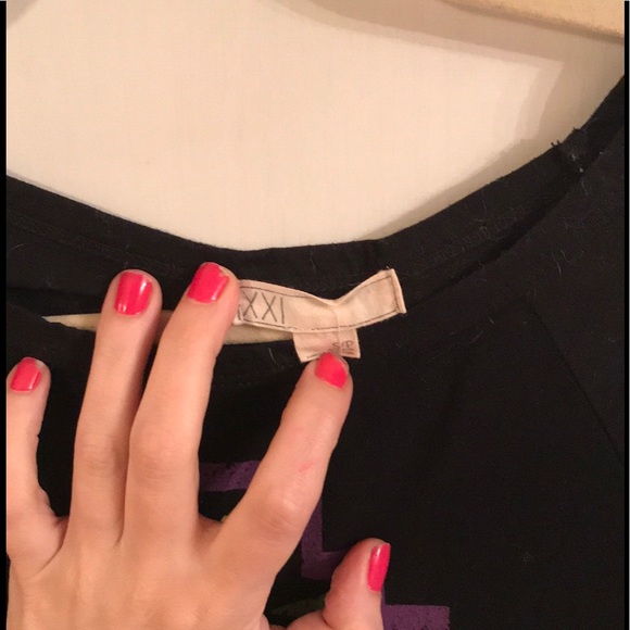 Forever 21 Aztec Print Long Sleeve Tee - Picture 8 of 8